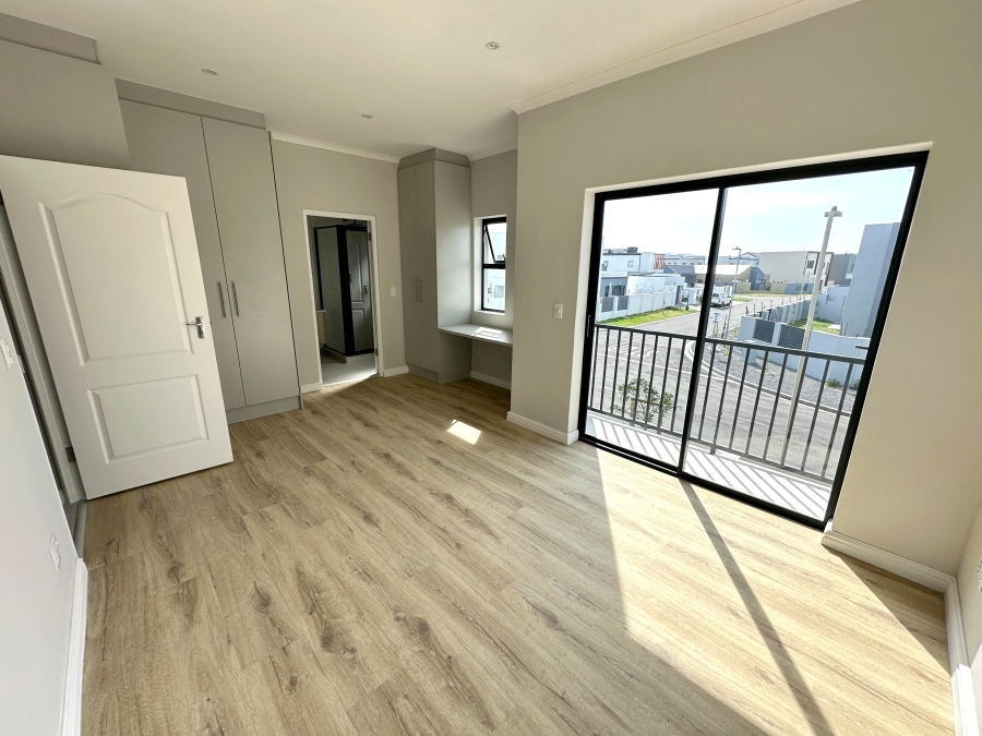 3 Bedroom Property for Sale in Sandown Western Cape